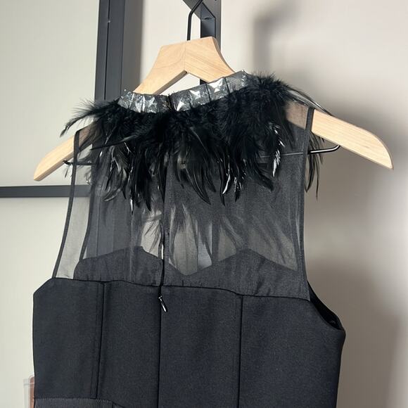 NWT NUE By Shani Feather Neck Shaping/Firming Sheath Dress Black Size 6 - Picture 5 of 10